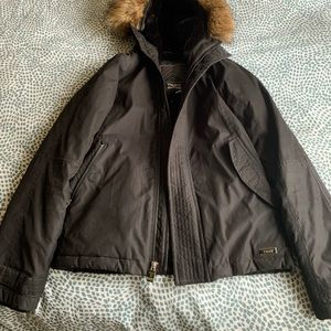 Aritzia Summit Short Parka